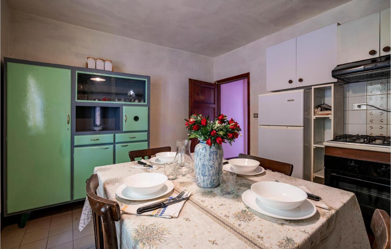 Stunning Home In Longoio With Kitchen Monti di Villa Екстериор снимка